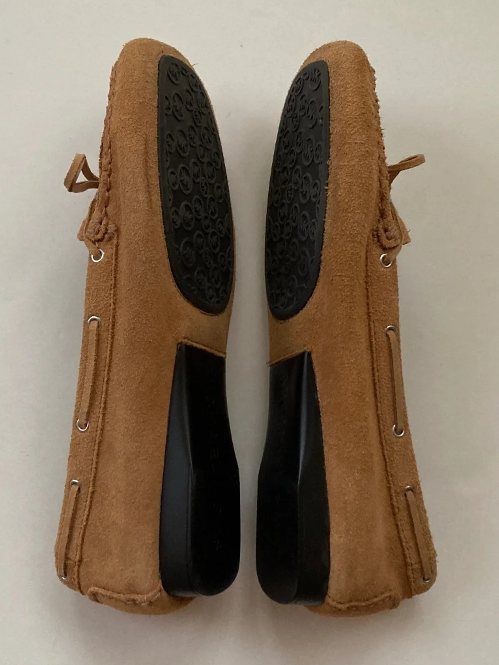 Michael Kors Camel Suede Loafer/Bow Detail/AD12B/Size 8M/EUC/WORN ONCE!